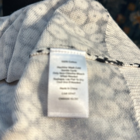 3/$25 Talbots Round neck sweater. - Picture 8 of 8